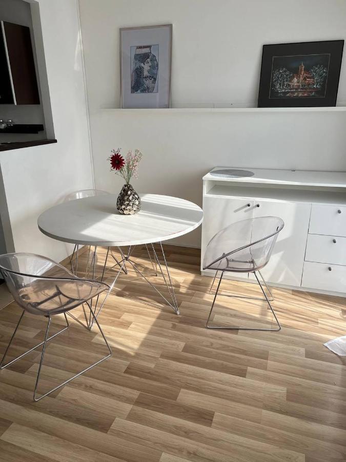 Apartment In The Old Town - Stare Miasto , Wi-Fi - By Hik Apartments وارسو المظهر الخارجي الصورة